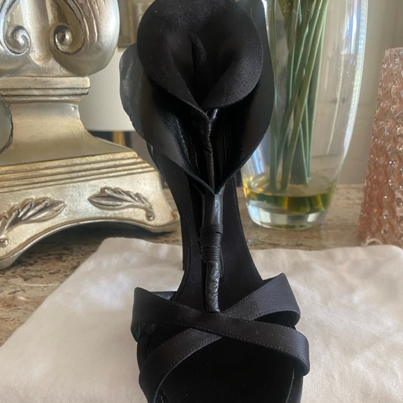 Elman Venezia Black Satin Orchid Evening Stiletto - Picture 5 of 14